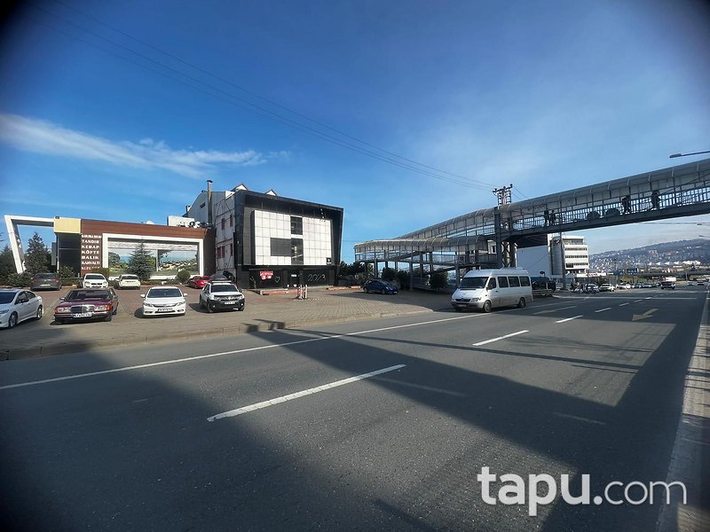 Akçaabat Sahil Yolu Caddesine Cepheli Kurumsal Kiracılı İş Yeri