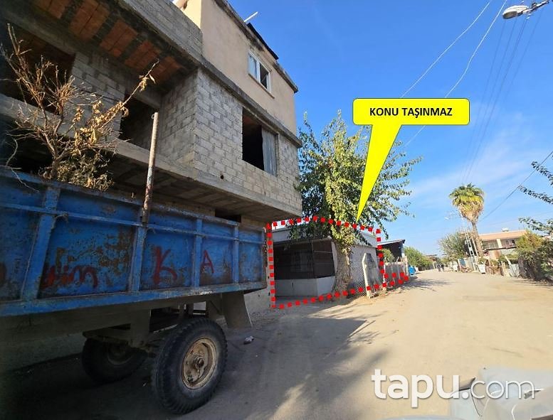 Seyhan Mürseloğlu Mahallesi'nde Hisseli Tek Katlı Bina