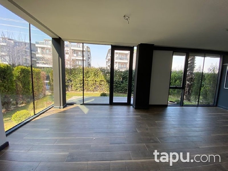 Kartepe Fatih Sultan Mehmet Mahallesi'nde 4+1 Villa