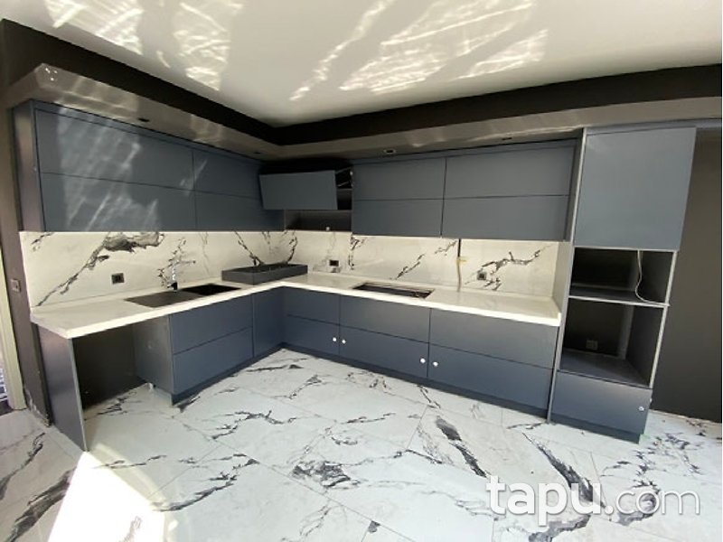 Kartepe Fatih Sultan Mehmet Mahallesi'nde 4+1 Villa