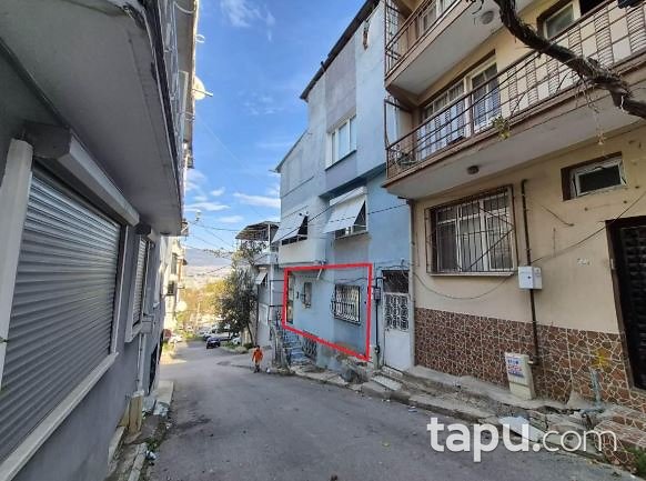 İzmir Bornova Zafer Mahallesi'nde 2+1 Daire