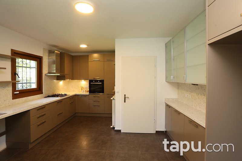 Zekeriyaköy'de Garanti Koza 6A Tipi Villa