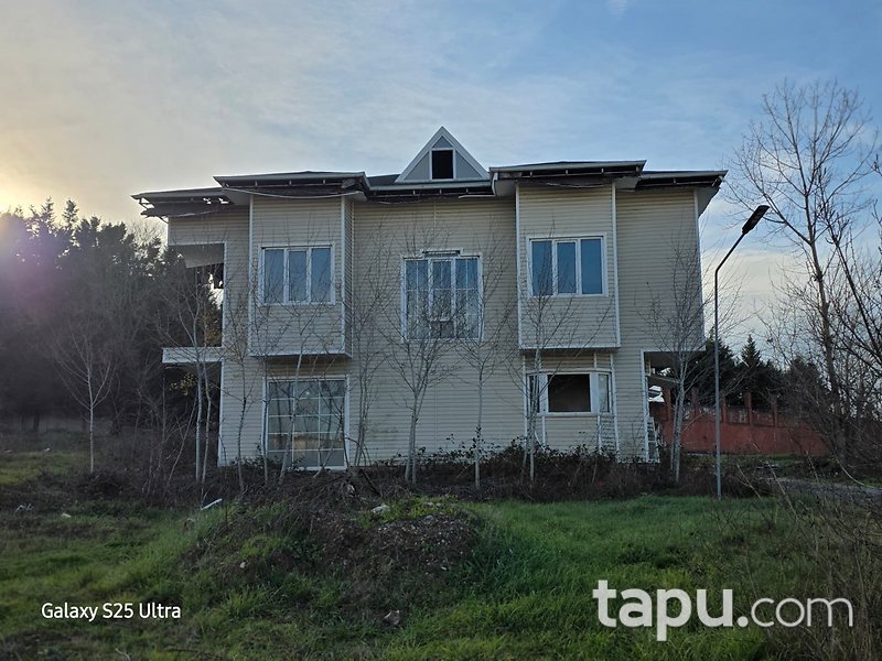 Kocaeli Kartepe Arslanbey Mahallesi'nde İki Katlı Villa
