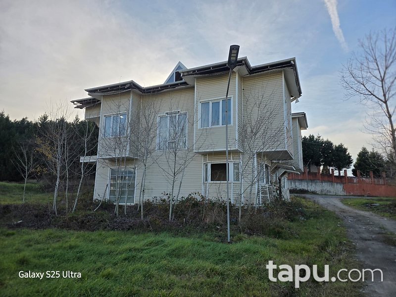 Kocaeli Kartepe Arslanbey Mahallesi'nde İki Katlı Villa