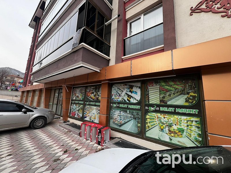 Çankırı Aksu Mahallesi'nde 379 m2 Depolu Dükkan