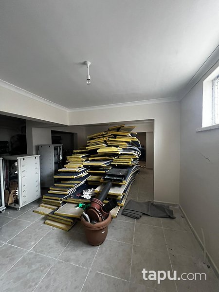 Çankırı Aksu Mahallesi'nde 379 m2 Depolu Dükkan