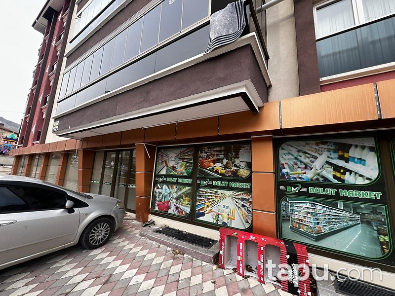 Çankırı Aksu Mahallesi'nde 379 m2 Depolu Dükkan