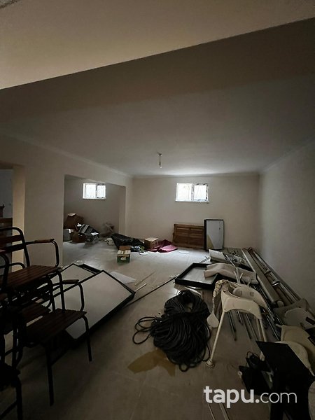 Çankırı Aksu Mahallesi'nde 379 m2 Depolu Dükkan