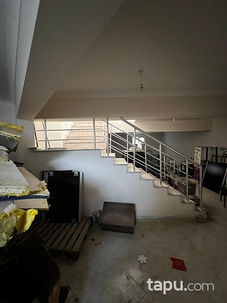 Çankırı Aksu Mahallesi'nde 379 m2 Depolu Dükkan