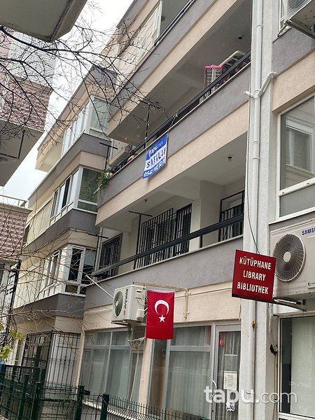 Edremit Sarıkız Mahallesi'nde 2+1 Daire