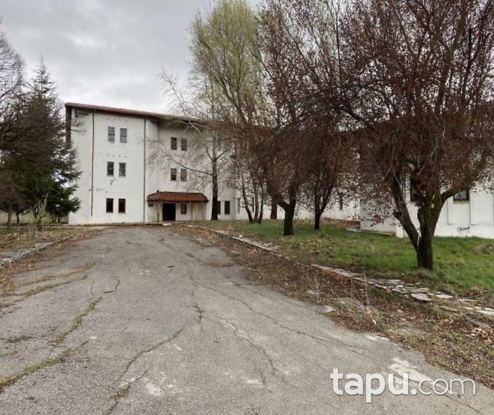 Denizli–Antalya Bulvarı Üzerinde 11.718 m2 Kapalı Alanlı Ticari Tesis