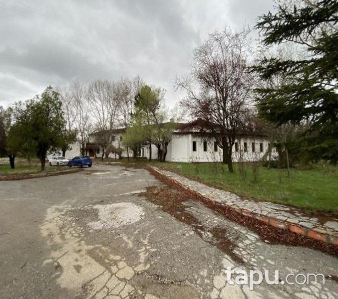 Denizli–Antalya Bulvarı Üzerinde 11.718 m2 Kapalı Alanlı Ticari Tesis