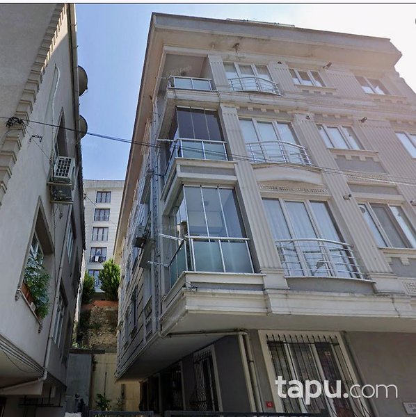 Eyüpsultan Silahtarağa'da 4+1 Çatı Piyesli Daire