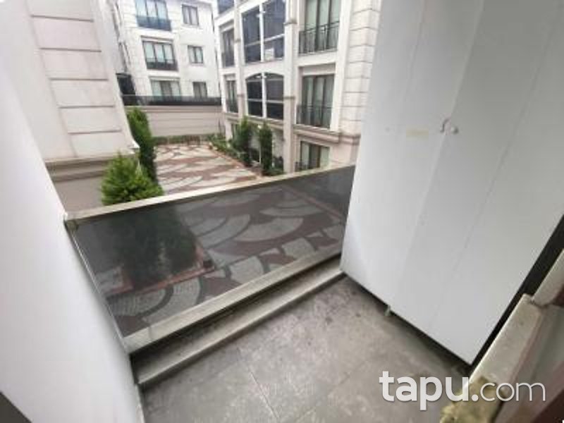 Büyükçekmece Ulus Safir Evleri'nde 2+1 Daire (1780)