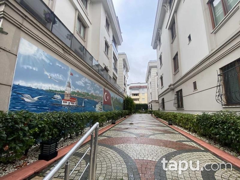 Büyükçekmece Ulus Safir Evleri'nde 2+1 Daire (1780)