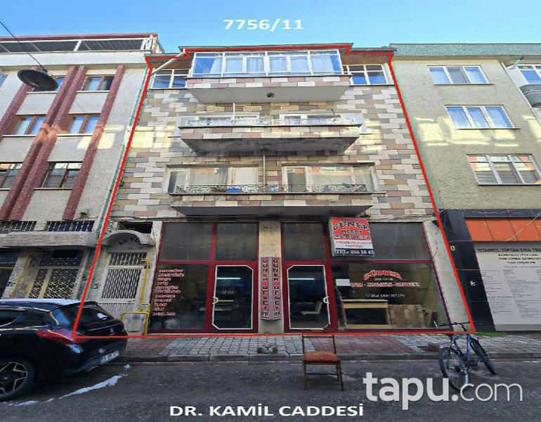 Samsun İlkadım Dr.Kamil Caddesi'nde Hisseli 3 Katlı Bina