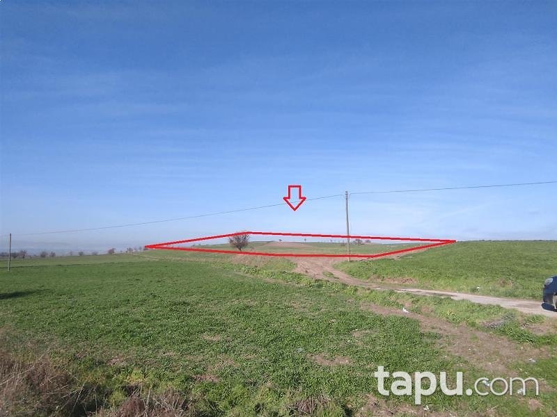 Balıkesir Altıeylül Aslıhantepecik Mahallesi'nde Hisseli 7200 m2 Tarla (1094)
