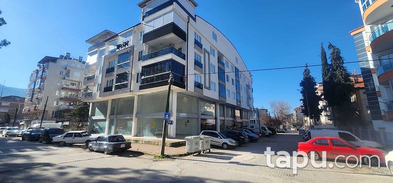 Burdur Bucak Oğuzhan Mahallesi'nde 106 m2 Dükkan (BS-03678)