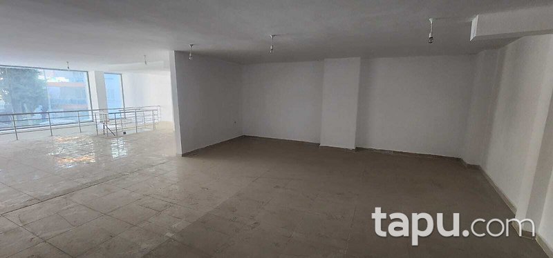 Burdur Bucak Oğuzhan Mahallesi'nde 106 m2 Dükkan (BS-03678)