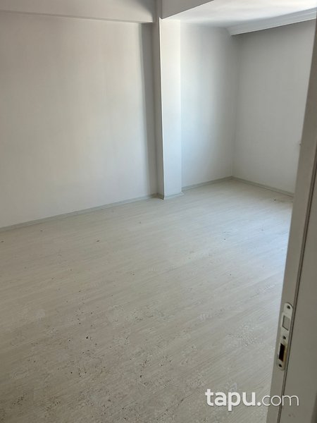 Kars Merkez Örnek Mahallesi'nde 3+1 Daire