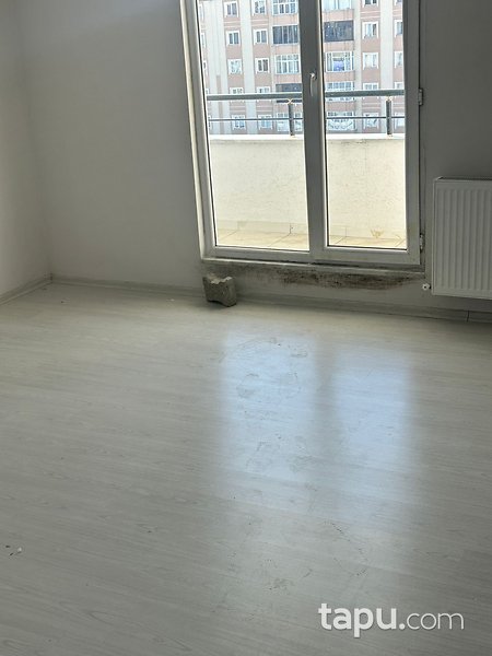 Kars Merkez Örnek Mahallesi'nde 4+1 Daire