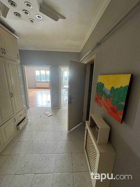 Beylikdüzü Barış Mahallesi Yakamoz Sitesi'nde 3+1 Daire