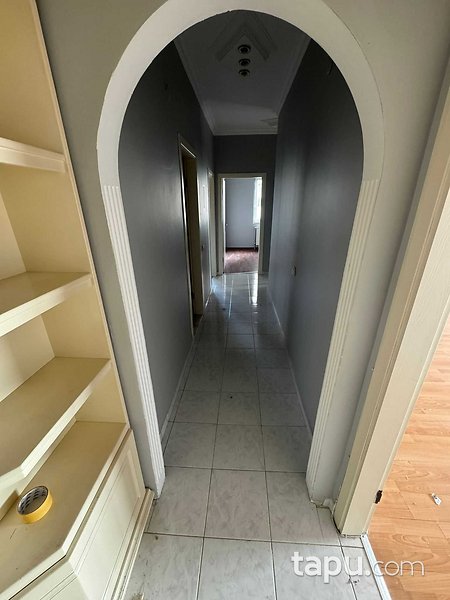 Beylikdüzü Barış Mahallesi Yakamoz Sitesi'nde 3+1 Daire