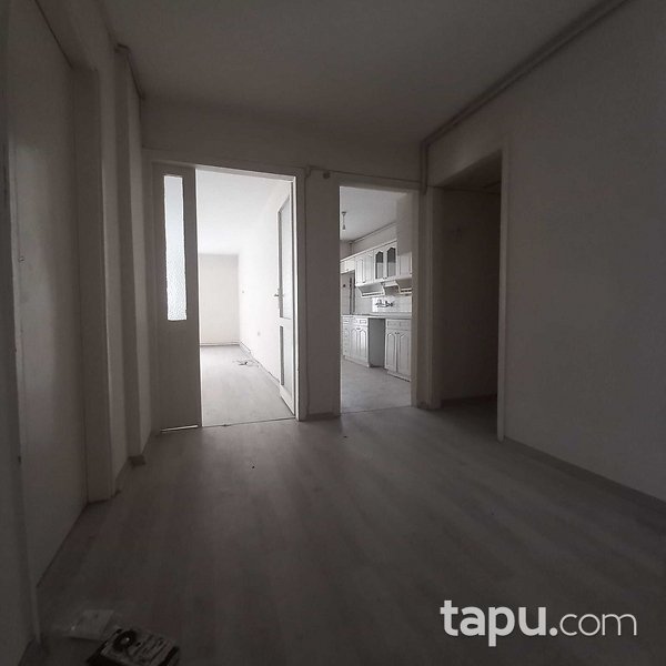 Karşıyaka Bahariye'de 3+1 Daire