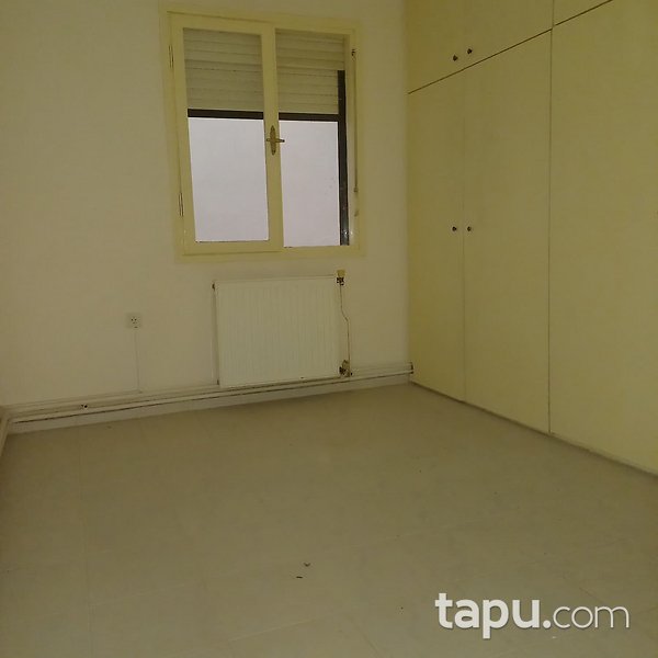 Karşıyaka Bahariye'de 3+1 Daire