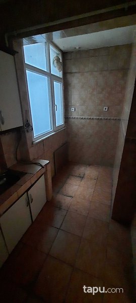 Fatih Hırka-i Şerif Mahallesi'nde 2+1 72 m2 Daire