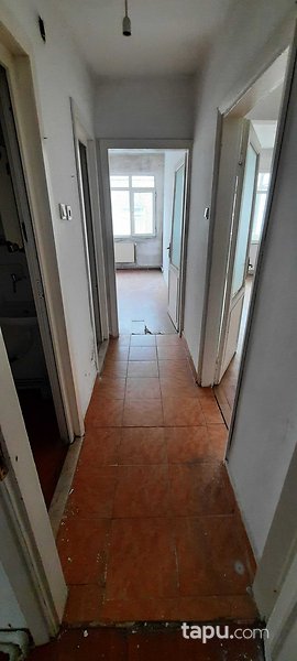 Fatih Hırka-i Şerif Mahallesi'nde 2+1 72 m2 Daire