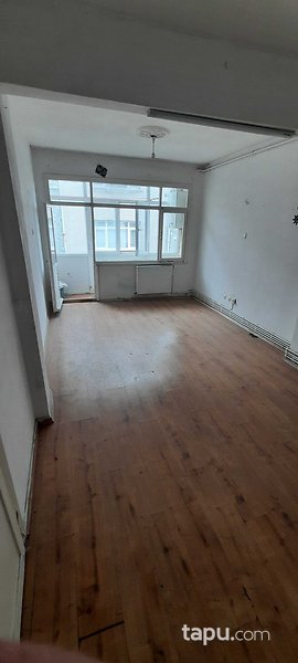 Fatih Hırka-i Şerif Mahallesi'nde 2+1 72 m2 Daire