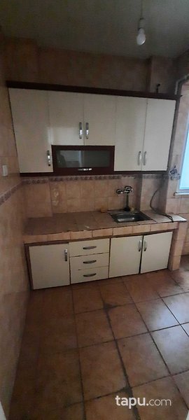 Fatih Hırka-i Şerif Mahallesi'nde 2+1 72 m2 Daire