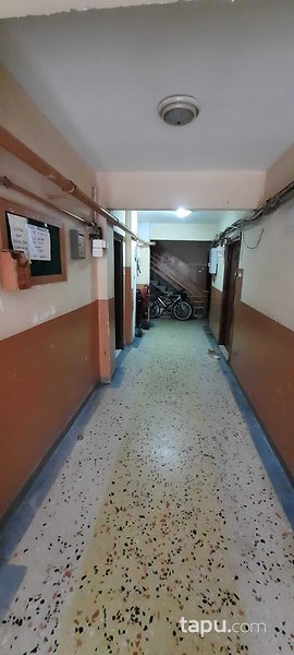 Fatih Hırka-i Şerif Mahallesi'nde 2+1 72 m2 Daire