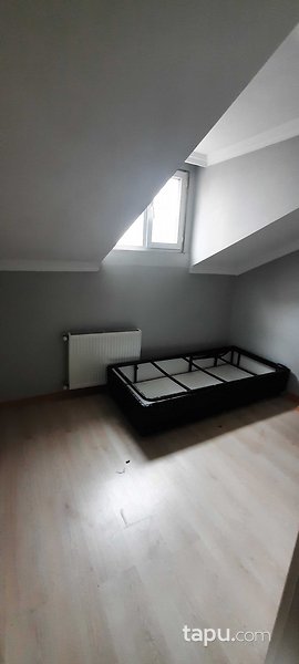 Eyüpsultan Silahtarağa'da 4+1 Çatı Piyesli Daire