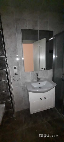 Büyükçekmece Ulus Safir Evleri'nde 2+1 Daire (1780)