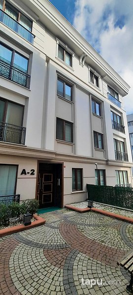 Büyükçekmece Ulus Safir Evleri'nde 2+1 Daire (1780)