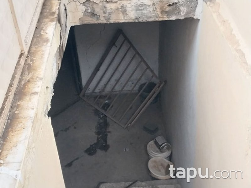 Şanlıurfa Haliliye Yeşildirek Mahallesi'nde 915 m2 Depo