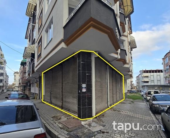 Samsun Çarşamba Orta Mahallesi'de 61 m2 Dükkan