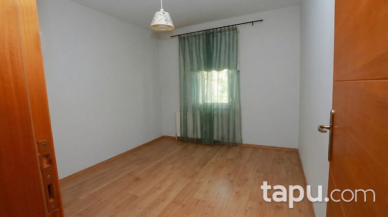 Zekeriyaköy Garanti Koza Çarşı'da Geniş 3,5+1 Çatı Dubleksi