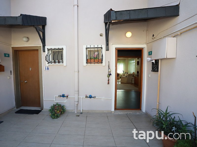 Zekeriyaköy Garanti Koza Çarşı'da Geniş 3,5+1 Çatı Dubleksi