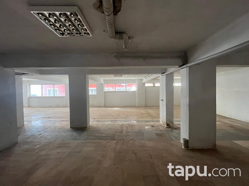 Bilecik İsmetpaşa Mahallesi'nde 202 m2 Dükkan