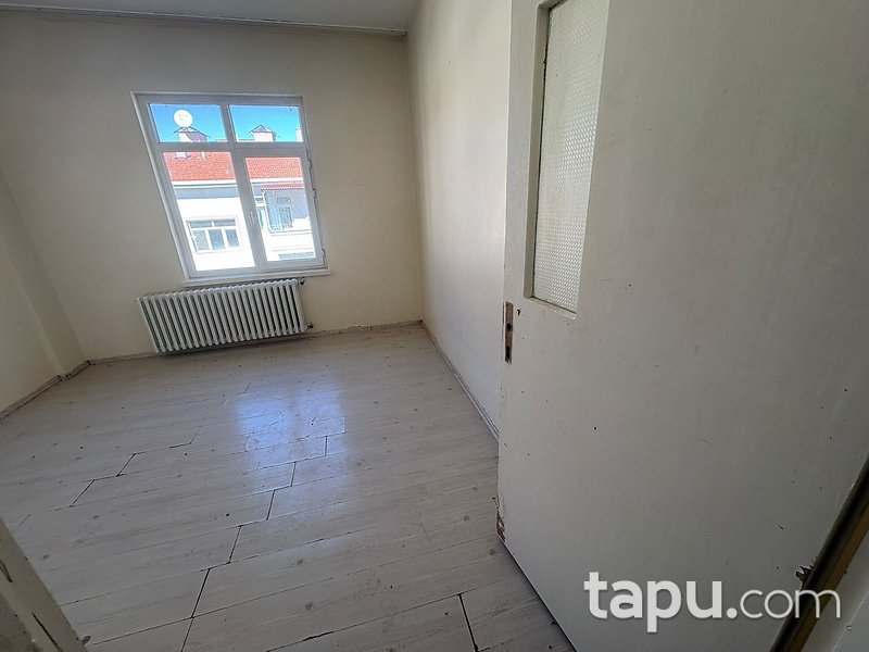 Kırşehir Merkez Medrese Mahallesi'nde 3+1 Daire