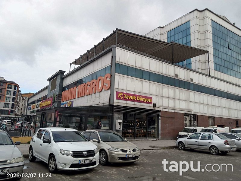 Ereğli Ereylin Avm ve İş Merkezi'nde 155 m2 Büro