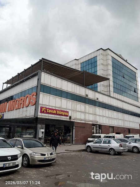 Ereğli Ereylin Avm ve İş Merkezi'nde 155 m2 Büro