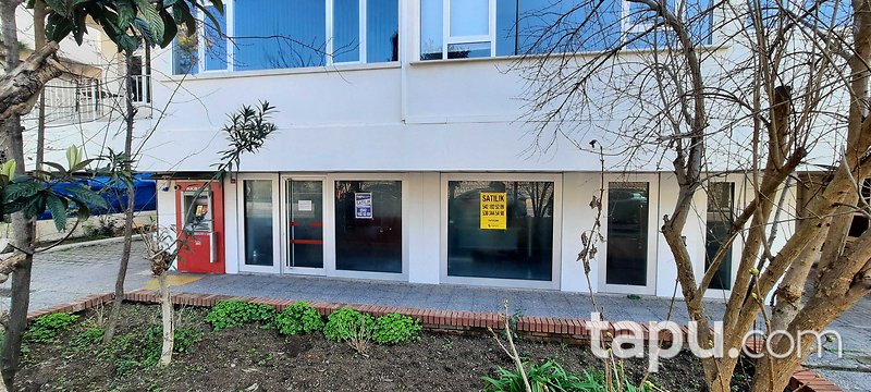 Beykoz Kanlıca Mahallesi Barış Manço Caddesi'nde 111 m2 İş Yeri