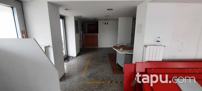 Beykoz Kanlıca Mahallesi Barış Manço Caddesi'nde 111 m2 İş Yeri