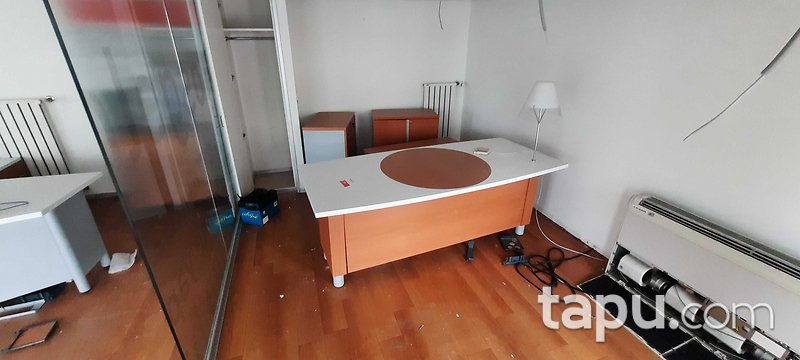 Beykoz Kanlıca Mahallesi Barış Manço Caddesi'nde 111 m2 İş Yeri