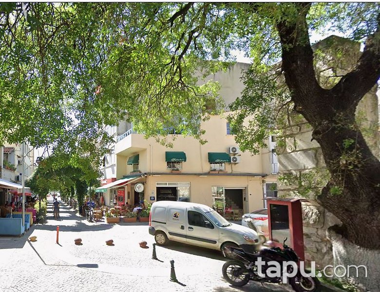 Selçuk Namık Kemal Caddesi'nde Konut & Ticari Kullanıma Uygun Taşınmazlar