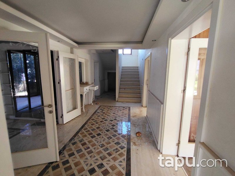 Kepez Altınova Orta Mahallesi'nde 2 Katlı Villa